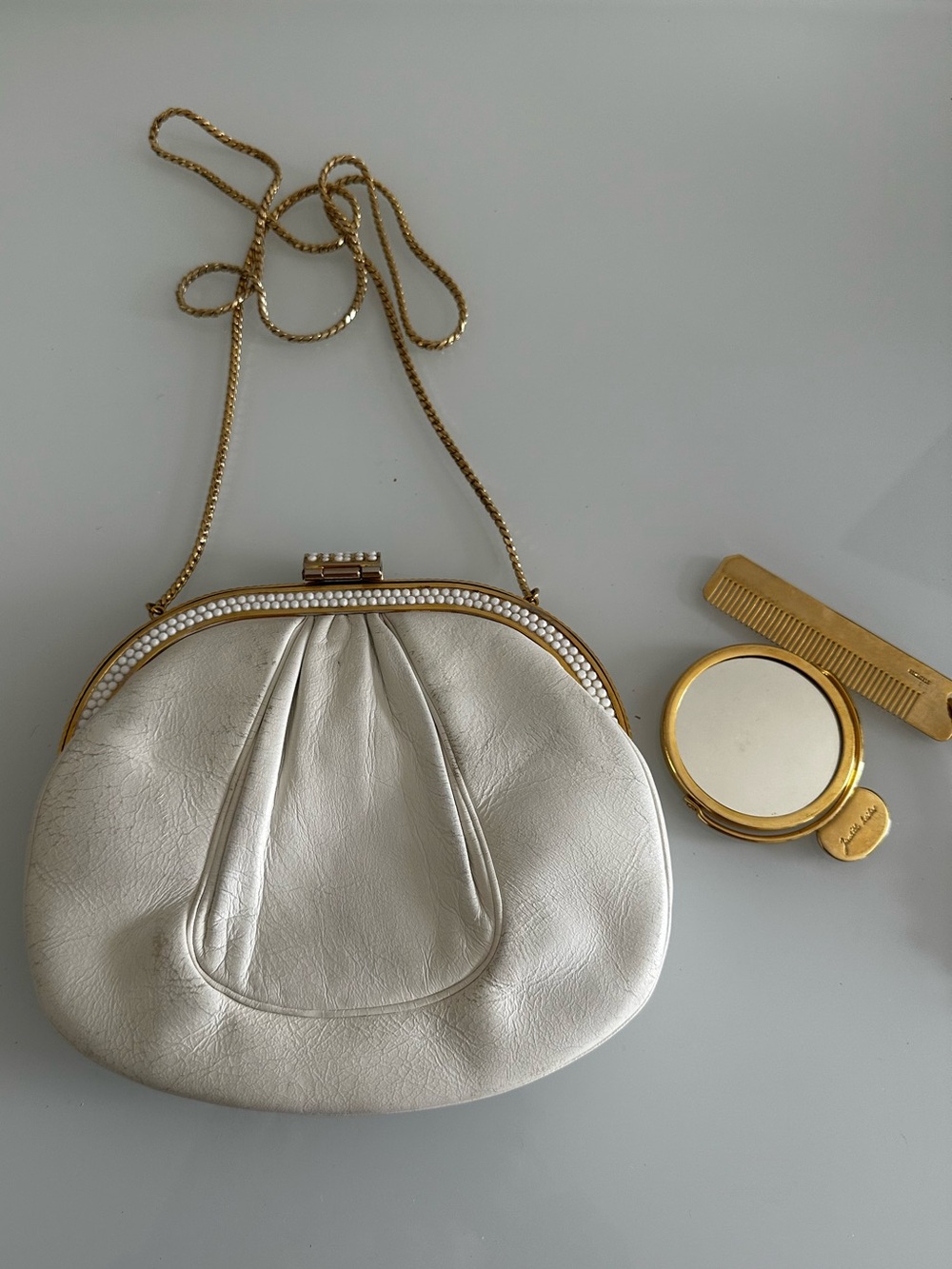 VINTAGE JUDITH LEIBER CLUTCH EVENING SHOULDER BAG with GOLD CHAIN & FRAME